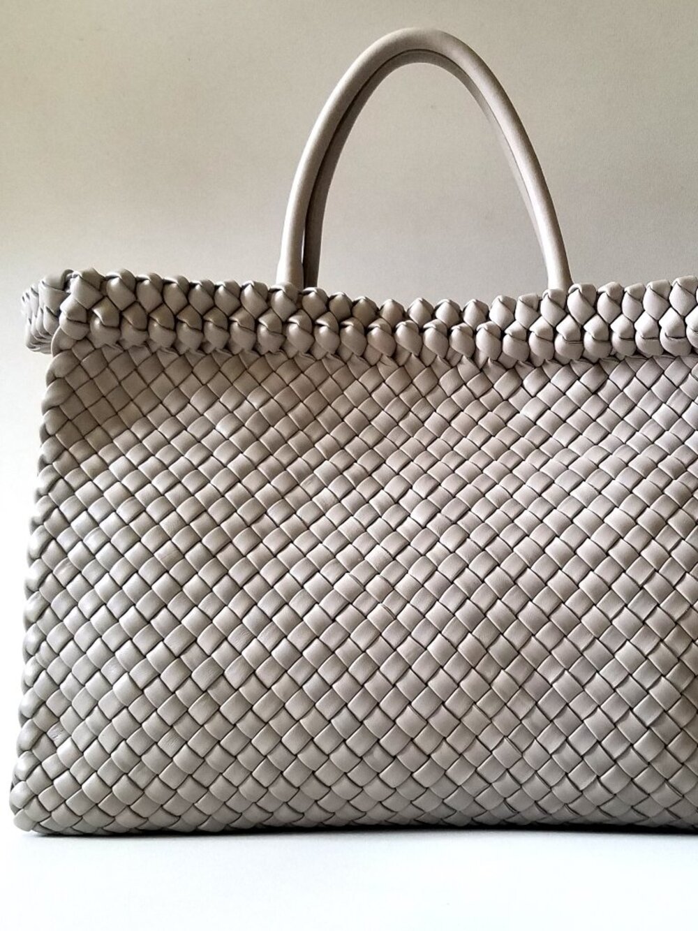 NWOT Falorni Italia XL Woven Handmade Leather Bag Taupe F2837